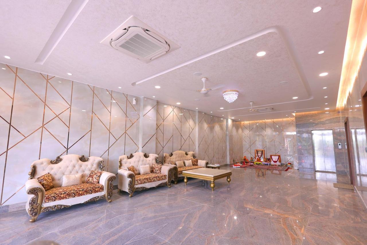 Hotel Guru Kripa Sadan Vrindāvan Zewnętrze zdjęcie