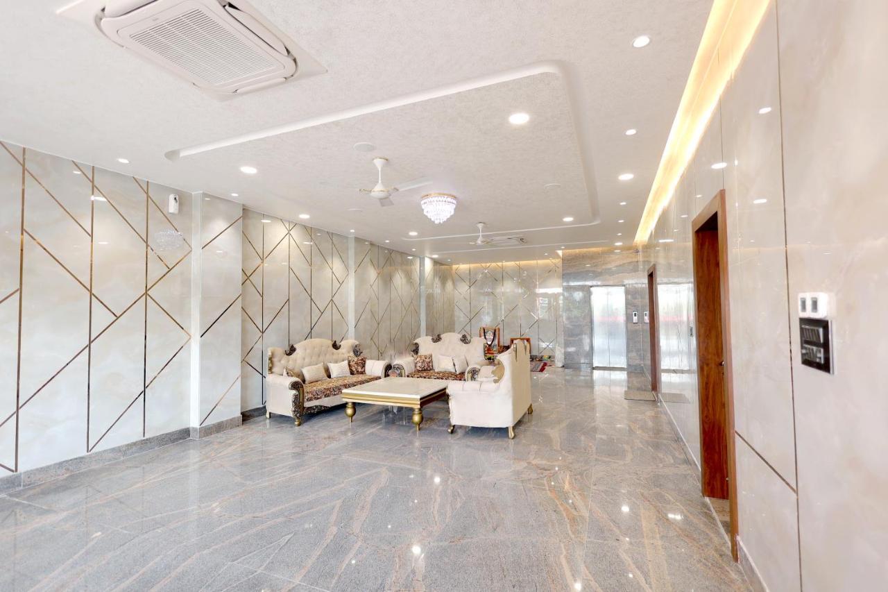 Hotel Guru Kripa Sadan Vrindāvan Zewnętrze zdjęcie